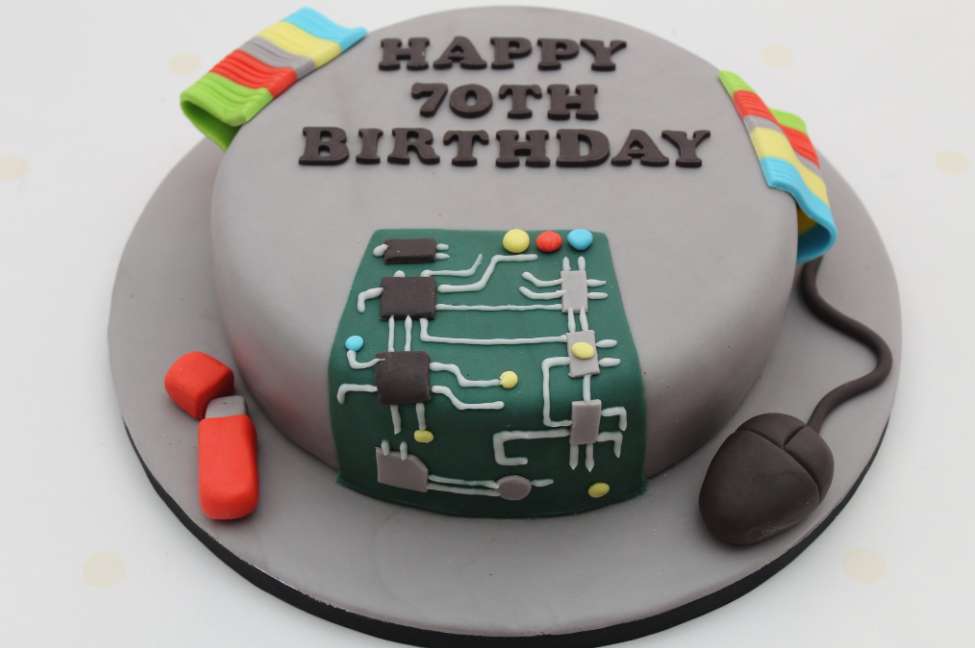 tech marvel cake